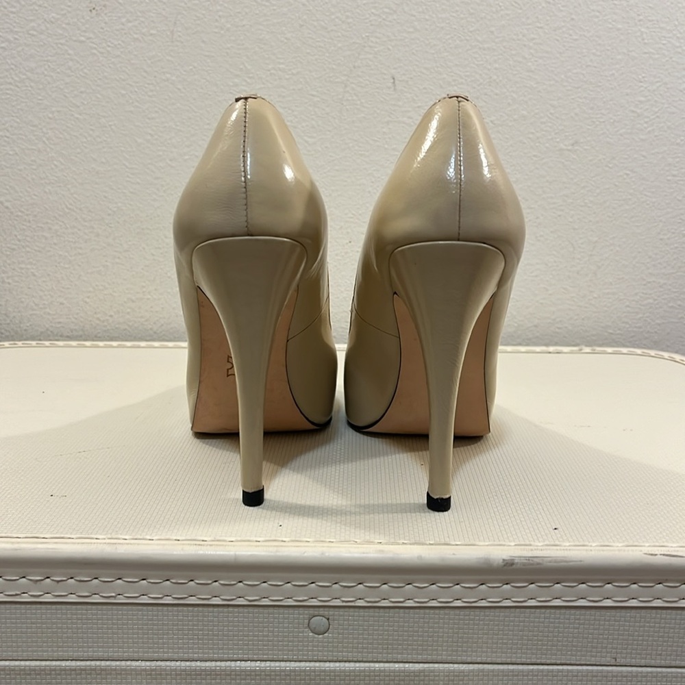 Dolce Vita Madison Cream Patent Pumps - Picture 3 of 16